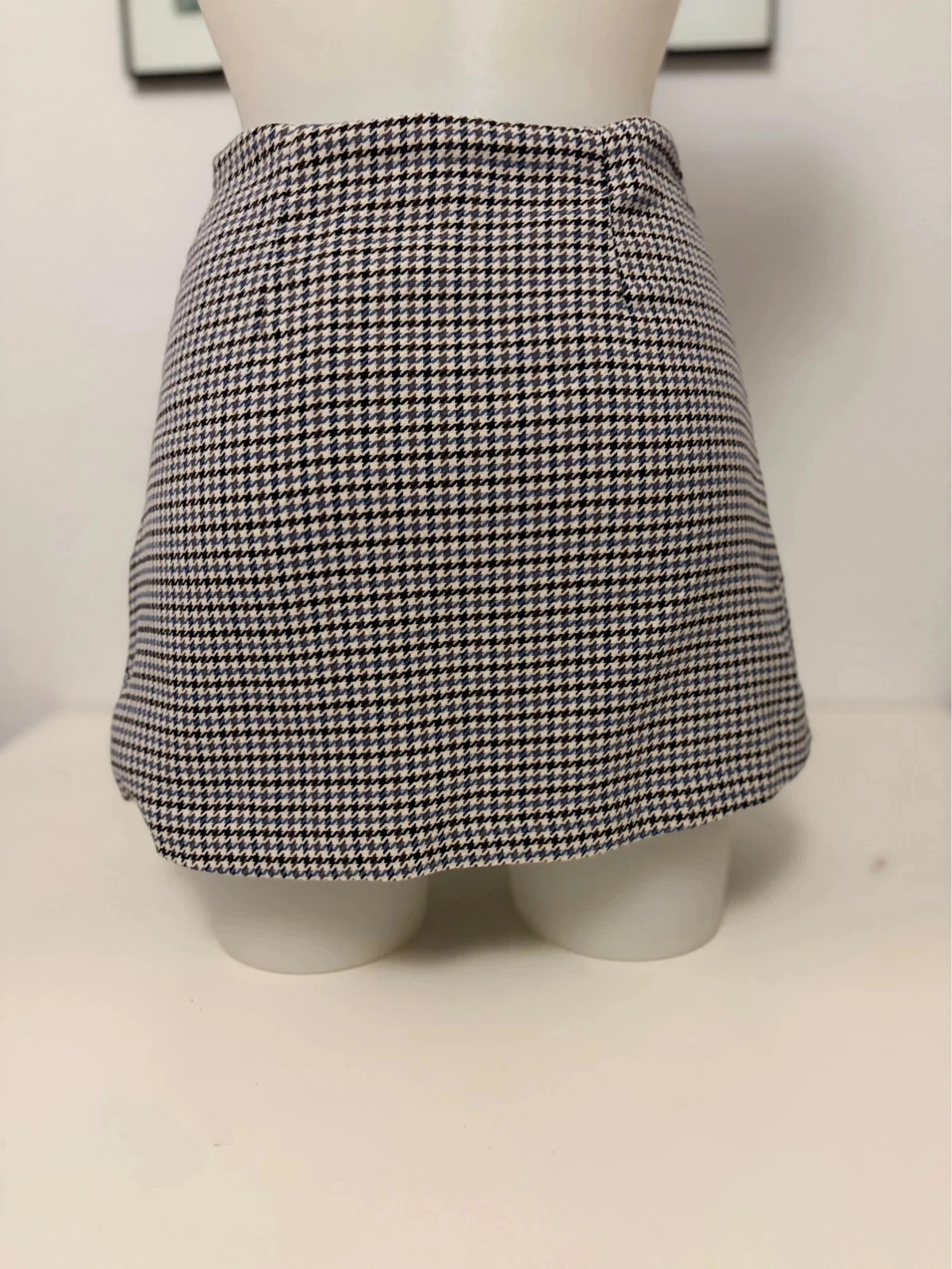 🌸 Falda corta Zara a cuadros azul, negro y crudo – Talla XS (34) – photo 7